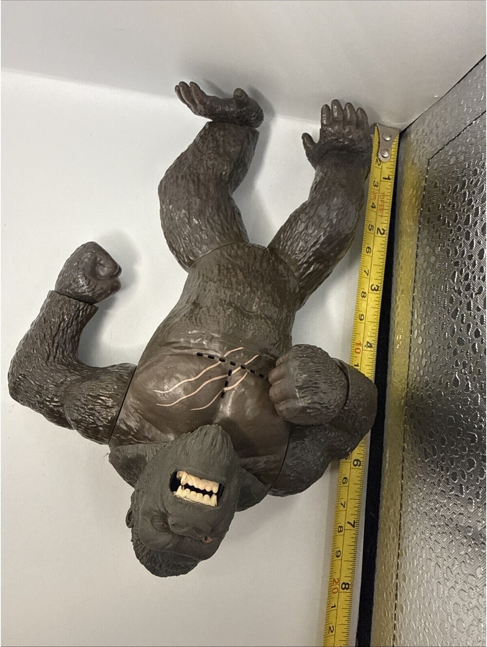 Godzilla vs Kong 7" KING KONG Battle Roar Action Figure Playmates